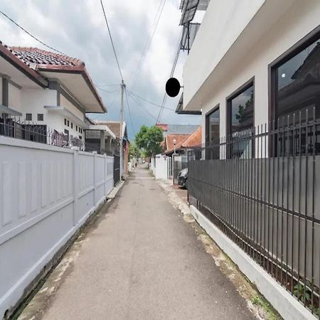 Hôtel Tw Penginapan Syariah à Cianjur Extérieur photo